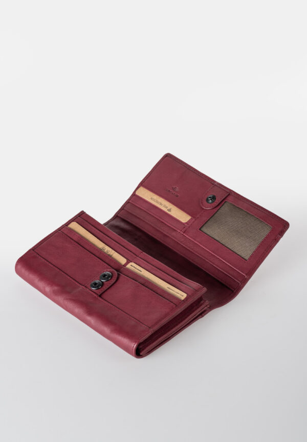 HAZEL - Image 4