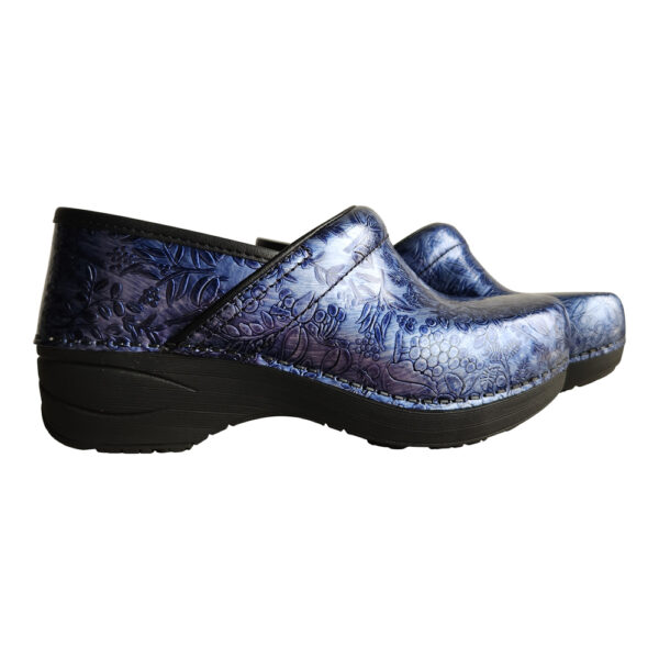 XP 2.0 CLOG NAVY EMBOSSED - Image 5