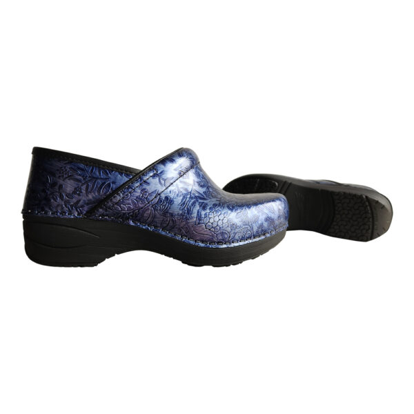XP 2.0 CLOG NAVY EMBOSSED - Image 7