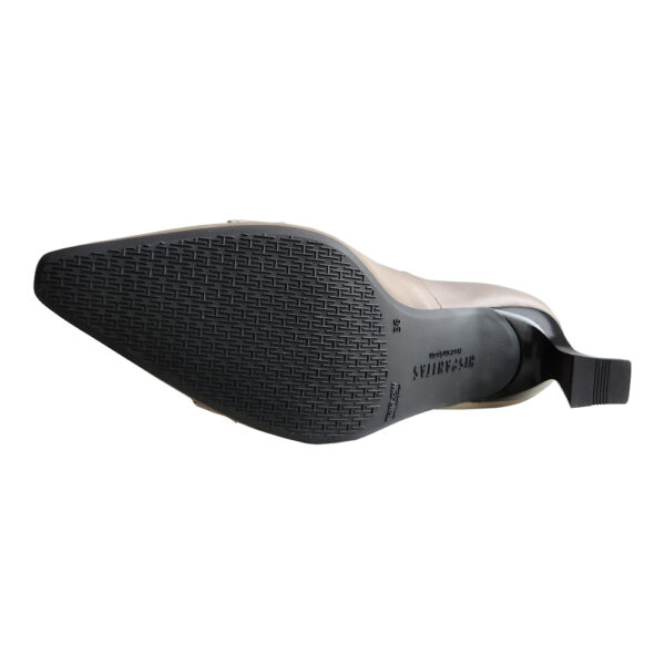 LIA HI233019 - Image 4