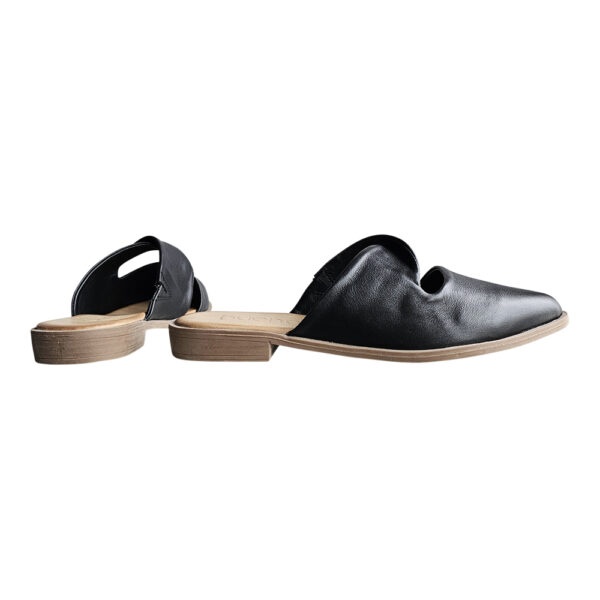 BLAKELY - Image 2