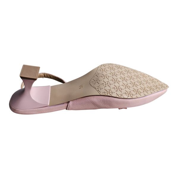 VALARIE - Image 5