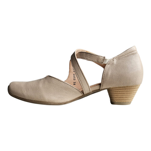 AIDA CROSS PUMP - Image 4
