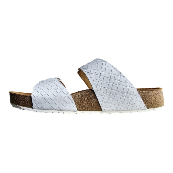 ANDREA WEAVE - Image 2