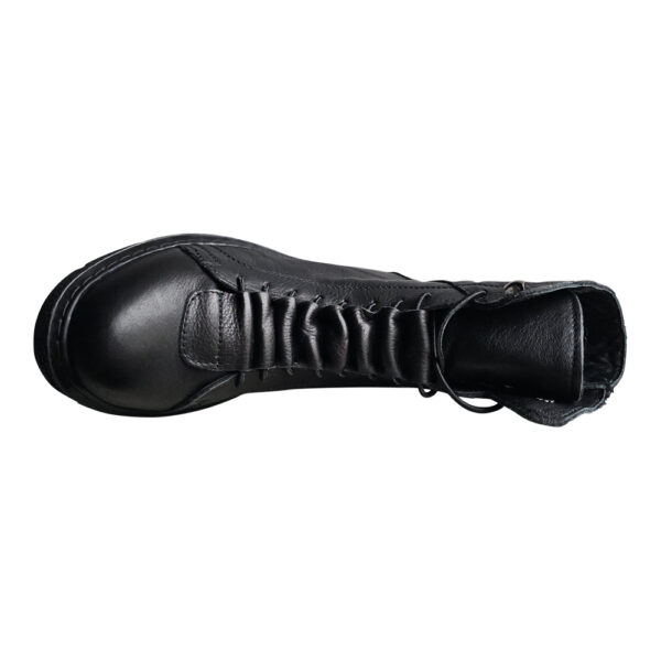 BUSTER - Image 6