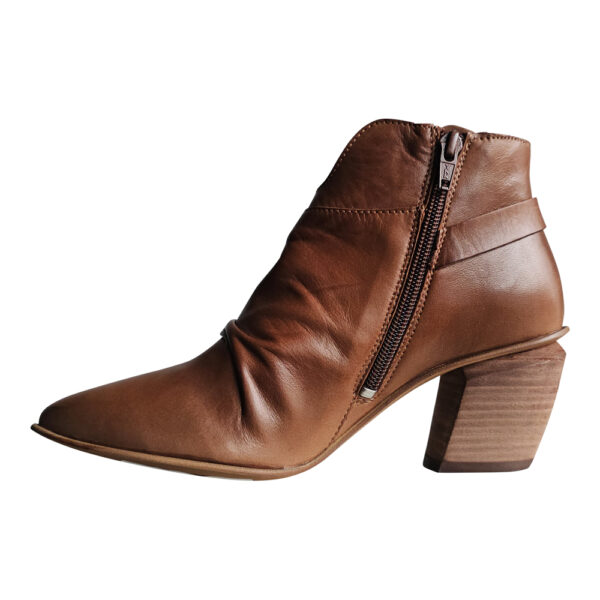 JOELLA - Image 5