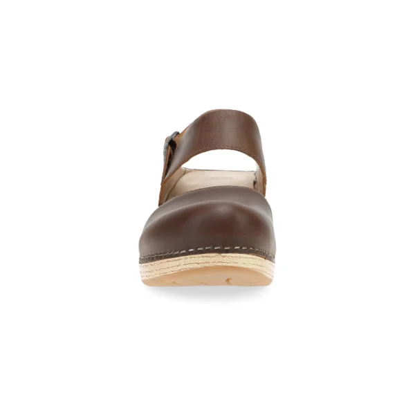 LUCIA - Image 5