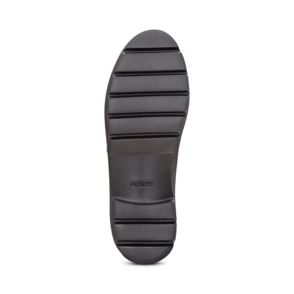COLLETTE - Image 8