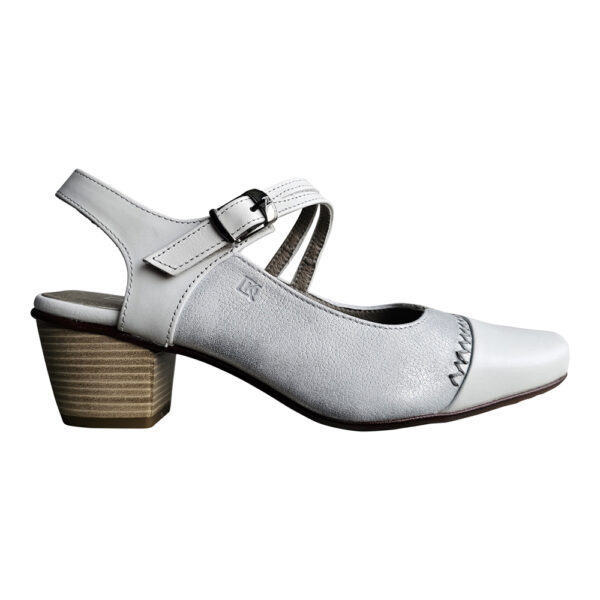 TRIANA D7747
