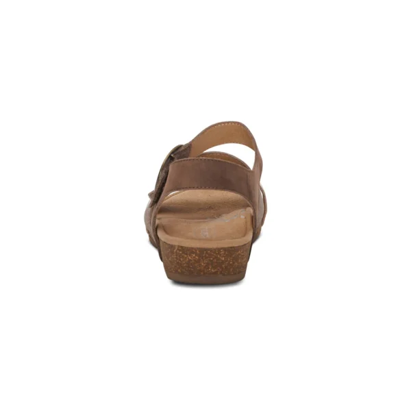 LILLY - Image 5