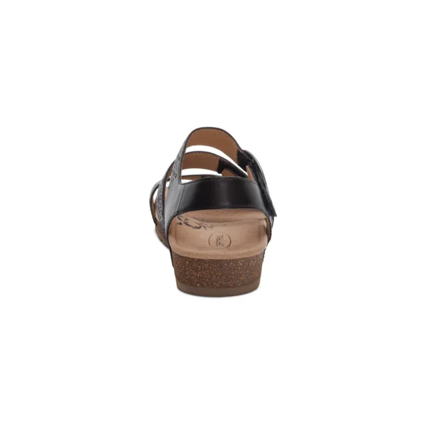 LILLY - Image 5
