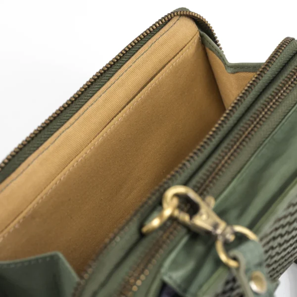 ELLA PHONE BAG OLIVE - Image 4