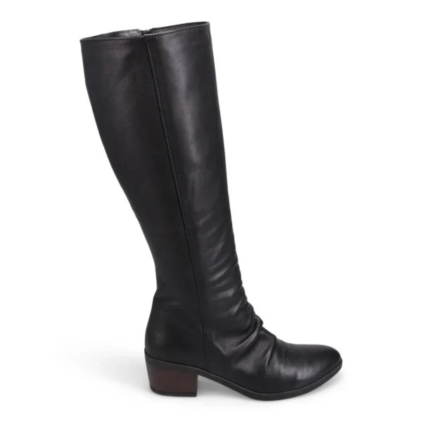 CARMEN - Image 7