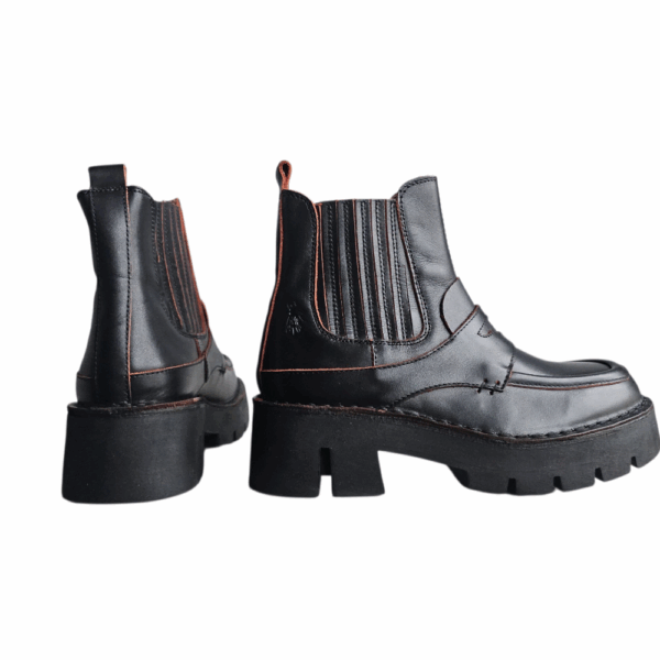 BUKI159 - Image 3