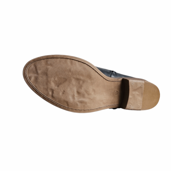 CLARRA - Image 7
