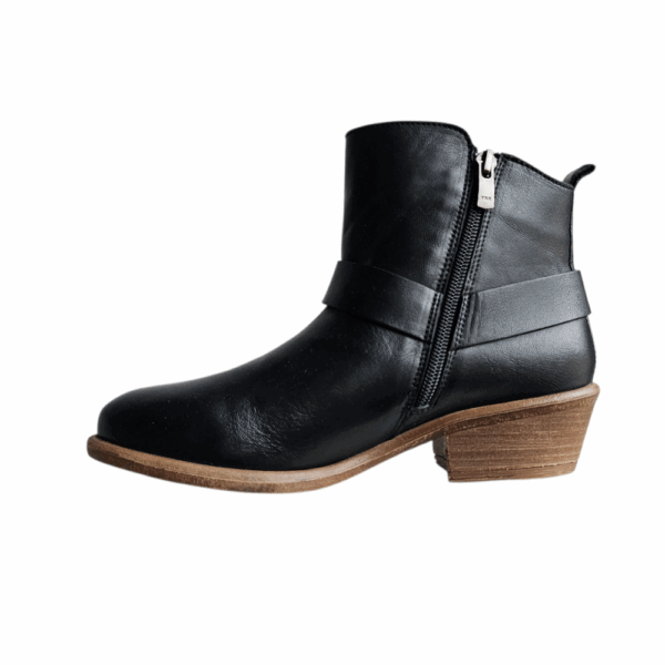 CLARRA - Image 5