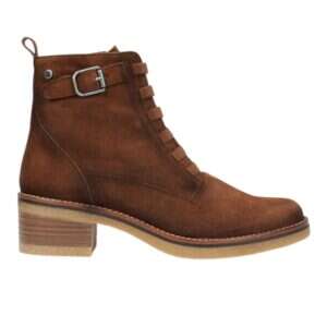 LUCERO D8898